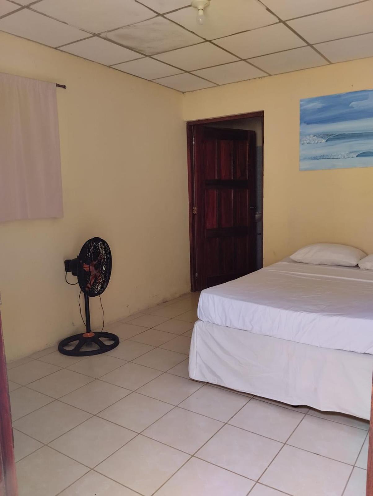 Chill Garrobo Hotel El Gigante Bilik gambar